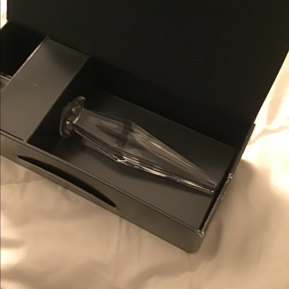 Villeroy & Boch crystal wine bottle stopper